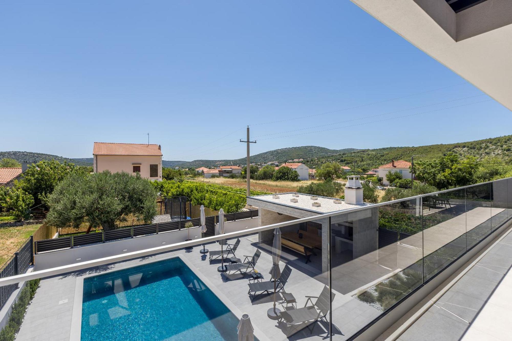 Luxury Villa Diana With Heated Pool And Jacuzzi Dograde 외부 사진